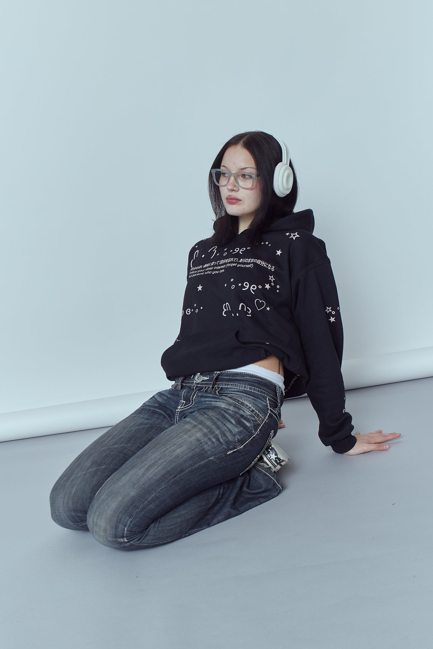 Kaomoji Hoodie Negro